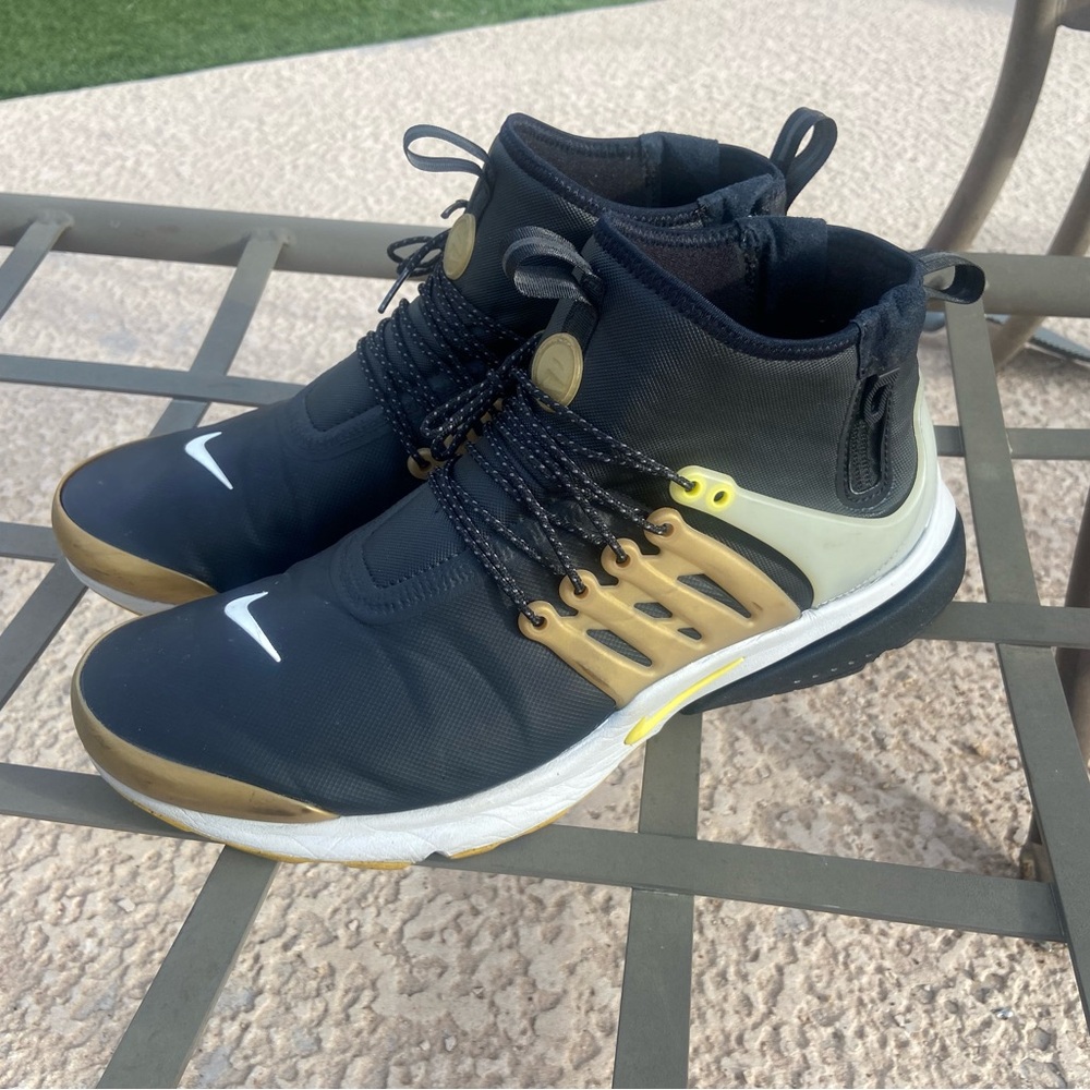 Nike Air Presto UtilityMids in great condition!